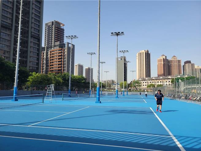 米利唐重伤：皇家马德里后防线陷入前所未有的危机