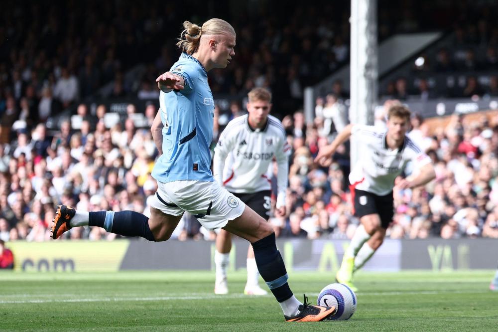 日本美女点赞徐瑛彬夺冠！两人曾被拍逛街