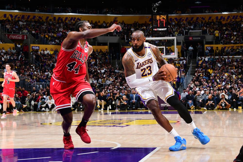 官方：罗马主帅加斯佩里尼当选意甲10月最佳主帅